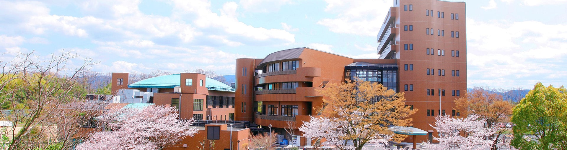 　千代田短期大学の校舎